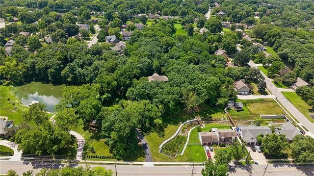 13875 W 67th Street, Shawnee, KS 66216