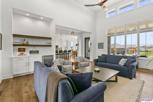 12350 Edward Street, Papillion, NE 68046