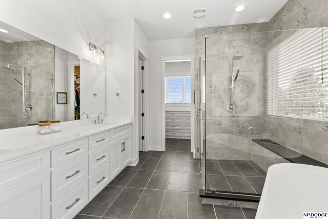 12350 Edward Street, Papillion, NE 68046