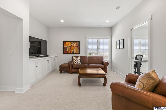 12350 Edward Street, Papillion, NE 68046