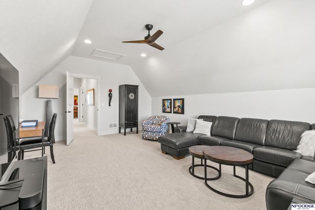 12350 Edward Street, Papillion, NE 68046
