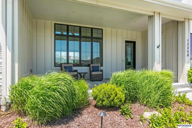 12350 Edward Street, Papillion, NE 68046