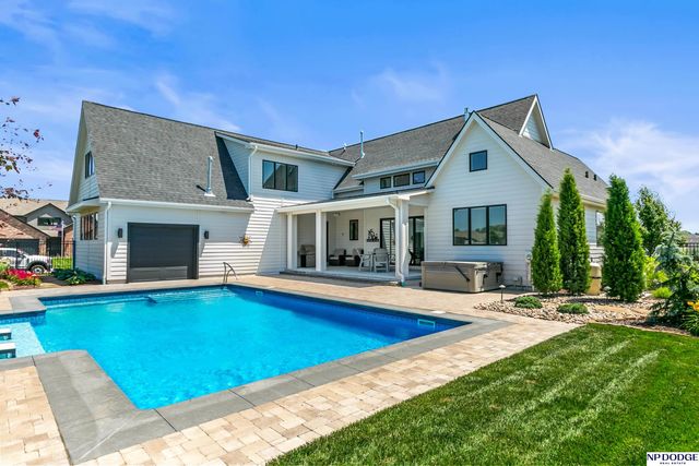 12350 Edward Street, Papillion, NE 68046