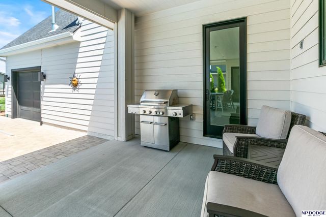 12350 Edward Street, Papillion, NE 68046