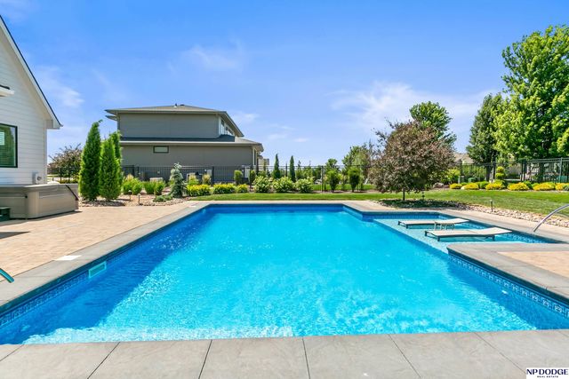 12350 Edward Street, Papillion, NE 68046