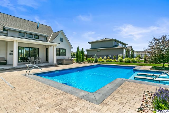 12350 Edward Street, Papillion, NE 68046