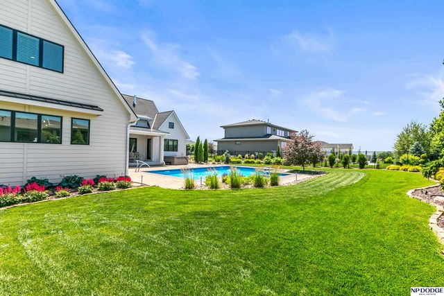12350 Edward Street, Papillion, NE 68046