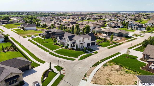 12350 Edward Street, Papillion, NE 68046