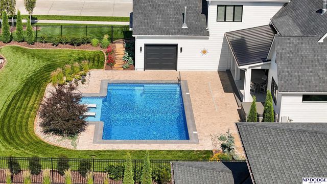 12350 Edward Street, Papillion, NE 68046