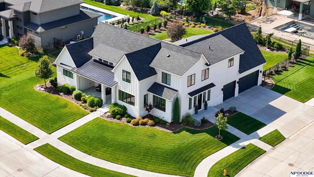 12350 Edward Street, Papillion, NE 68046