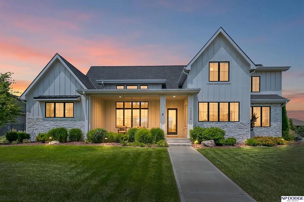 12350 Edward Street, Papillion, NE 68046