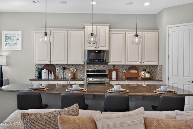 2883 E RIDGEWOOD Lane, Gilbert, AZ 85298