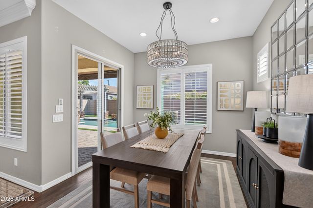2883 E RIDGEWOOD Lane, Gilbert, AZ 85298
