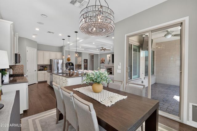 2883 E RIDGEWOOD Lane, Gilbert, AZ 85298