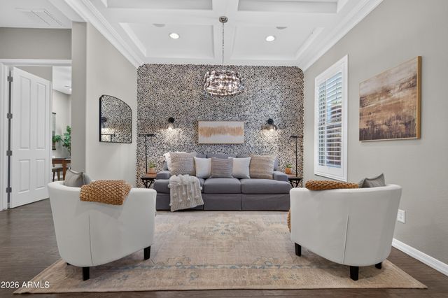 2883 E RIDGEWOOD Lane, Gilbert, AZ 85298
