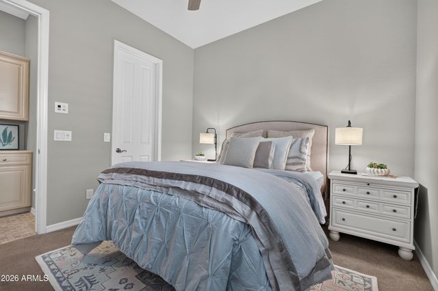2883 E RIDGEWOOD Lane, Gilbert, AZ 85298