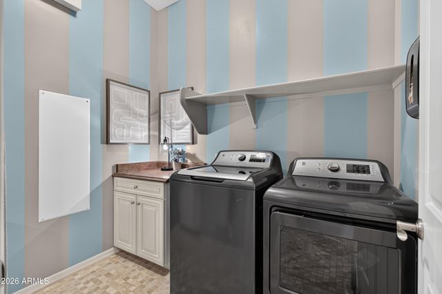 2883 E RIDGEWOOD Lane, Gilbert, AZ 85298