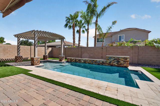 2883 E RIDGEWOOD Lane, Gilbert, AZ 85298