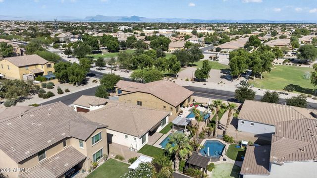 2883 E RIDGEWOOD Lane, Gilbert, AZ 85298