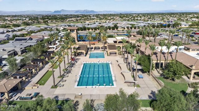 2883 E RIDGEWOOD Lane, Gilbert, AZ 85298