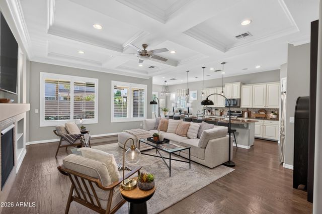 2883 E RIDGEWOOD Lane, Gilbert, AZ 85298