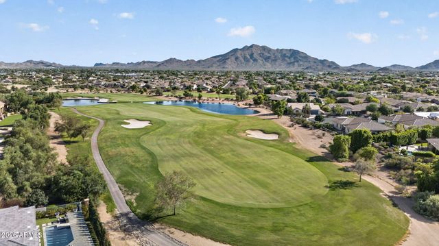 2883 E RIDGEWOOD Lane, Gilbert, AZ 85298