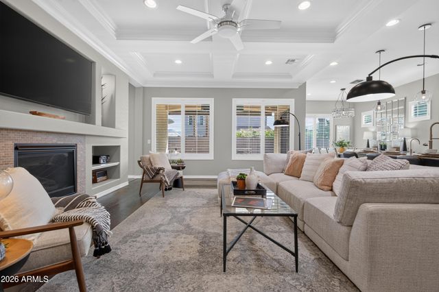 2883 E RIDGEWOOD Lane, Gilbert, AZ 85298