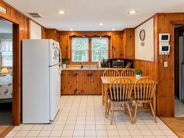 11 Lawrence Road, Dennis Port, MA 02639