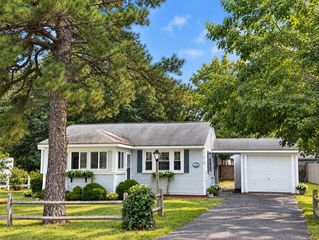 11 Lawrence Road, Dennis Port, MA 02639