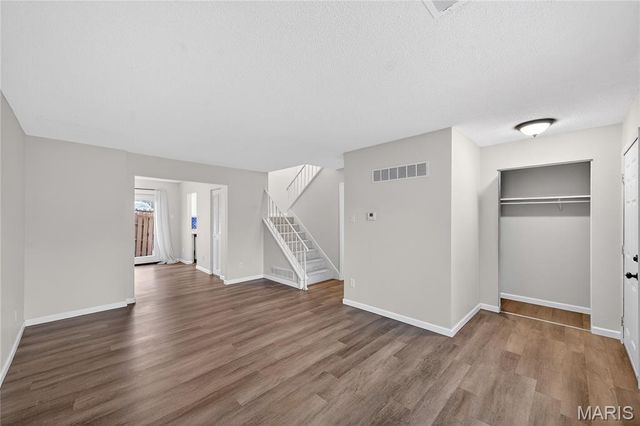 2305 Gascony Drive 2305, Lake St Louis, MO 63367