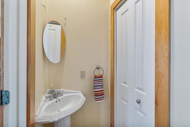 3 Curtis Avenue, Essex Junction, VT 05452