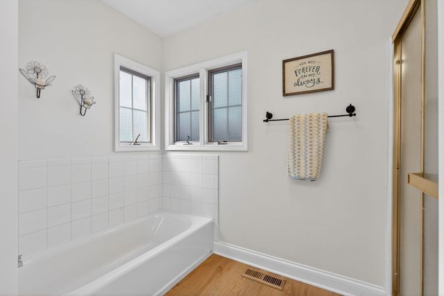 481 Kingston Drive, New Lenox, IL 60451