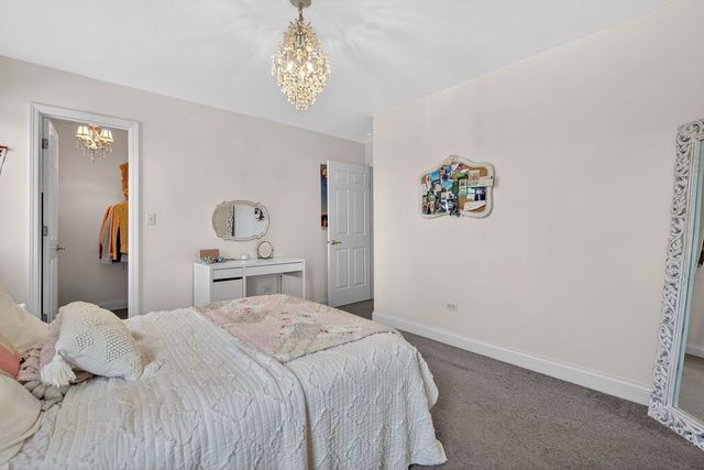 481 Kingston Drive, New Lenox, IL 60451