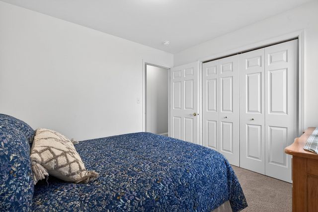 481 Kingston Drive, New Lenox, IL 60451