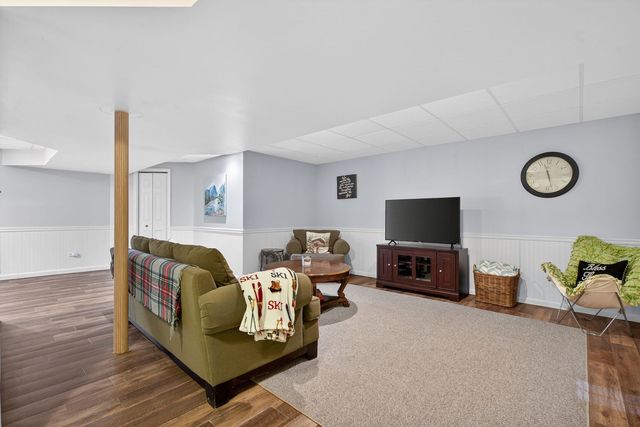 481 Kingston Drive, New Lenox, IL 60451