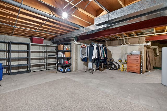 481 Kingston Drive, New Lenox, IL 60451