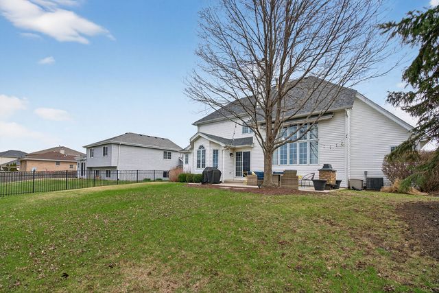 481 Kingston Drive, New Lenox, IL 60451