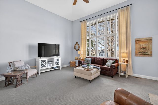 481 Kingston Drive, New Lenox, IL 60451