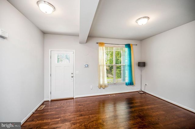 121 FORBES ST, Fredericksburg, VA 22405