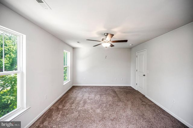 121 FORBES ST, Fredericksburg, VA 22405