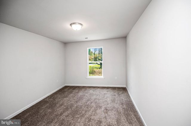 121 FORBES ST, Fredericksburg, VA 22405
