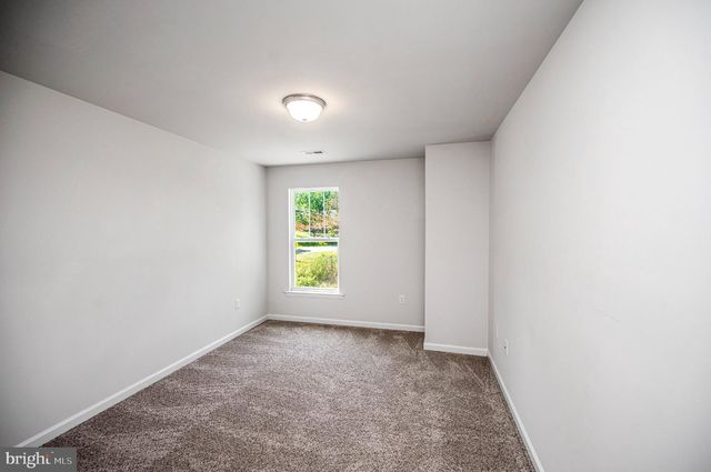 121 FORBES ST, Fredericksburg, VA 22405