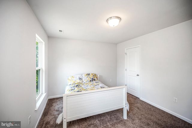 121 FORBES ST, Fredericksburg, VA 22405
