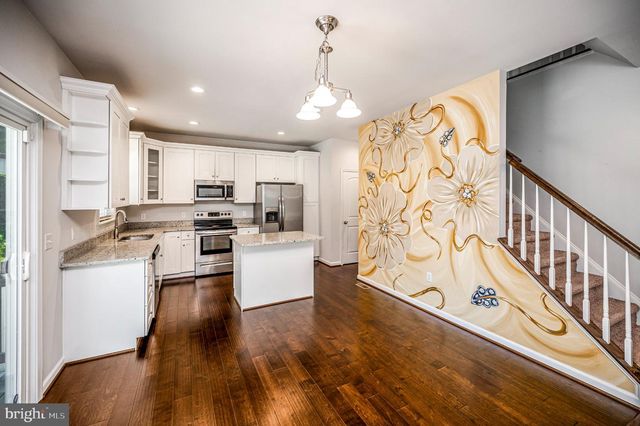 121 FORBES ST, Fredericksburg, VA 22405