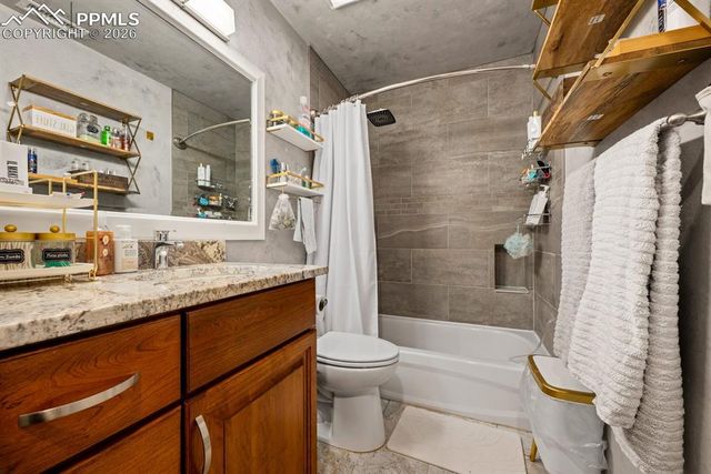 941 Tampico Court, Colorado Springs, CO 80910