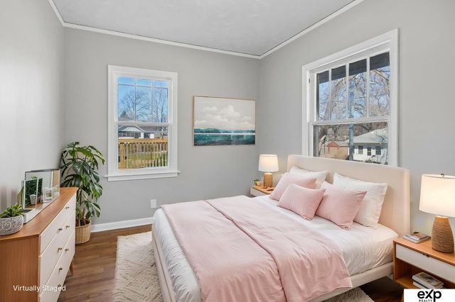 4855 Maple Street, Omaha, NE 68104