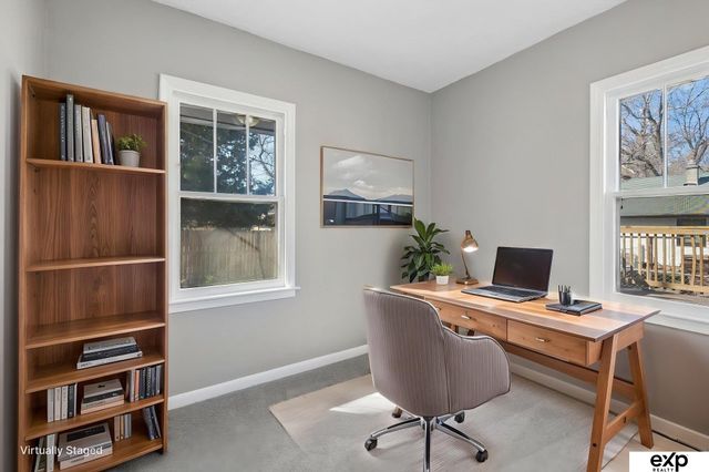 4855 Maple Street, Omaha, NE 68104