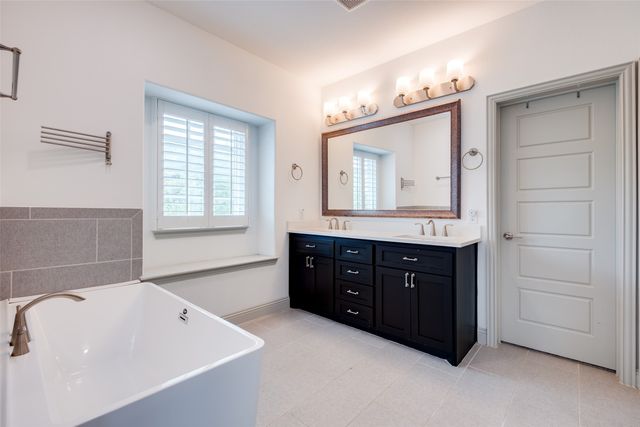 7124 Soto Street, Dallas, TX 75223