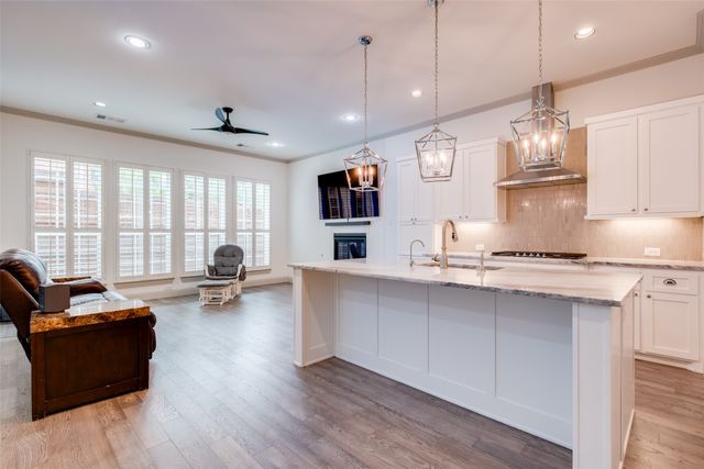 7124 Soto Street, Dallas, TX 75223