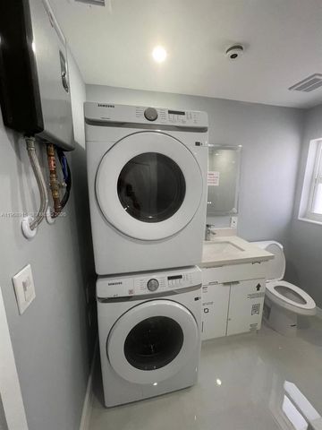 361 NW 16th St, Pompano Beach, FL 33060